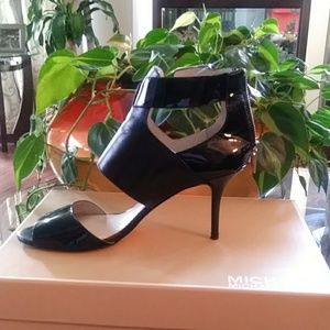 Michael Kors Black Patent Shoes .